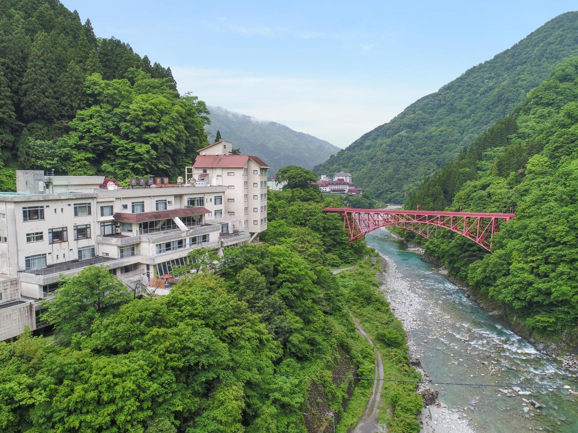 Hotel Kurobe Exterior photo