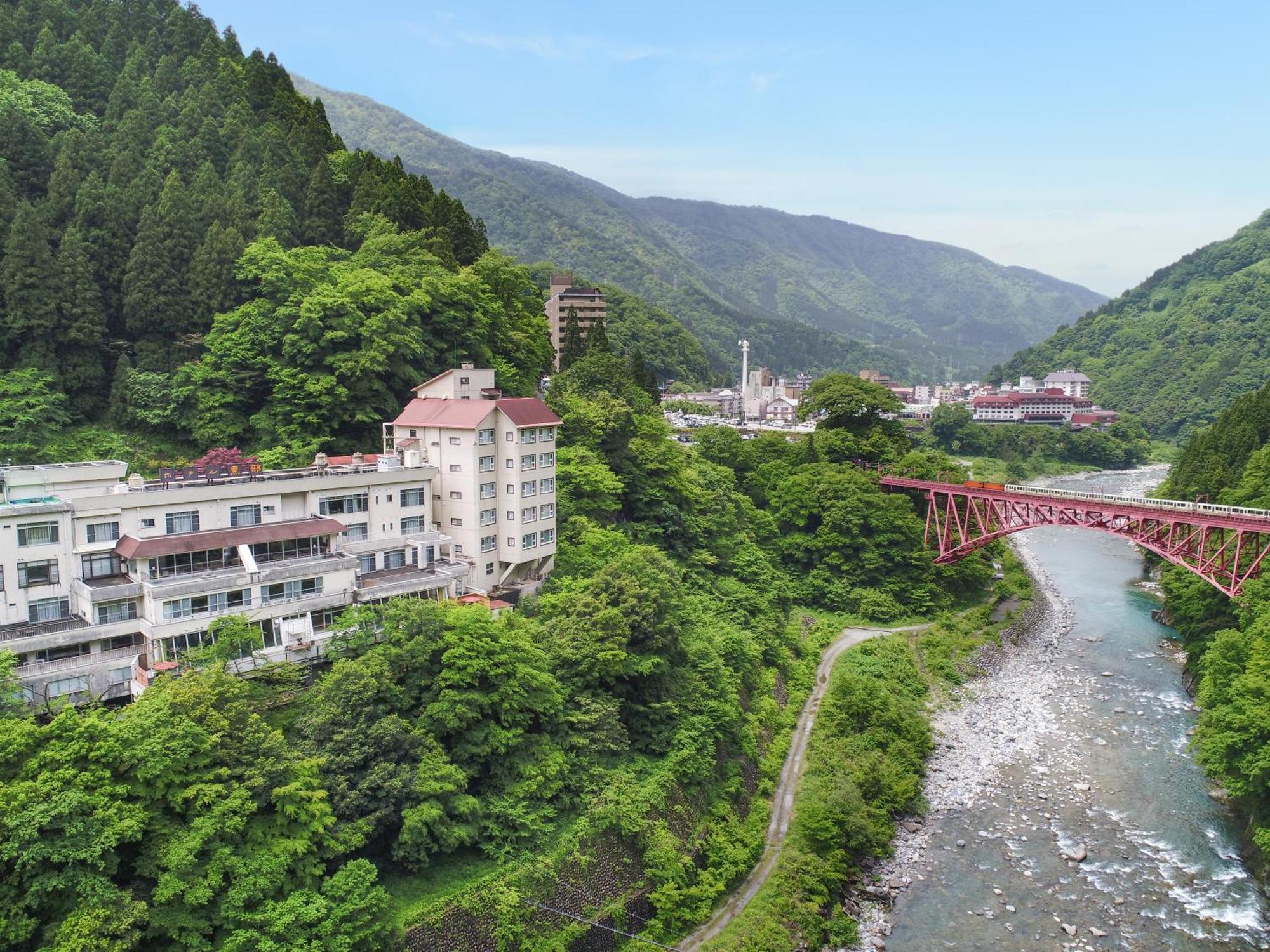 Hotel Kurobe Exterior photo